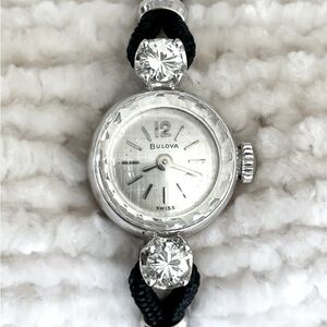 Bulova 14 kt solid W Gold 2 Diamonds